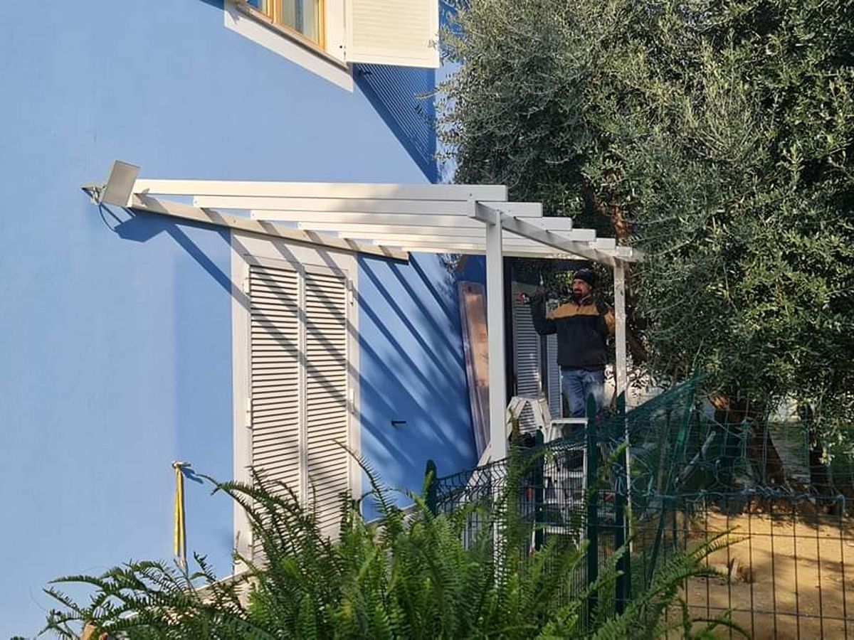 Veranda con vetrate scorrevoli