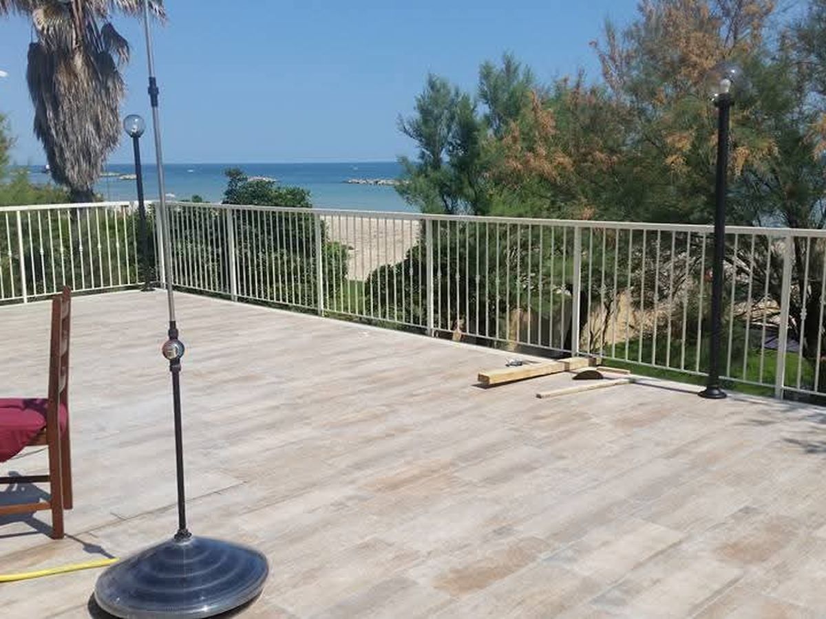Ringhiera terrazza vista mare